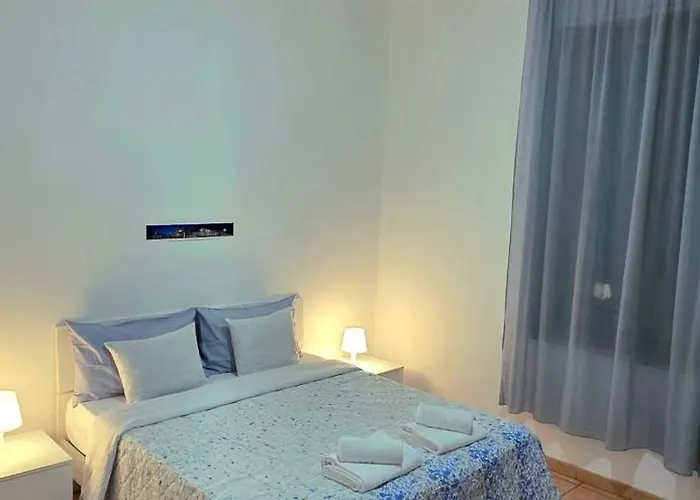 Martienez Room's Bed & Breakfast *